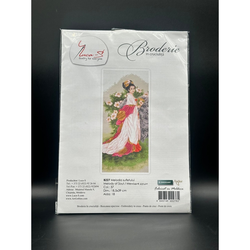 Luca-S Cross Stitch Kit B227 Melody of Soul Geisha Woman‎ with Flowers 18 Count